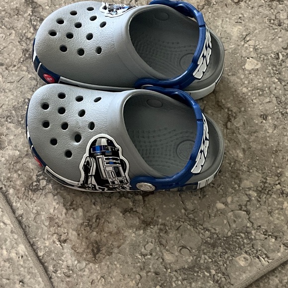 CROCS Kids Gray and Blue Slippers - Picture 2 of 3
